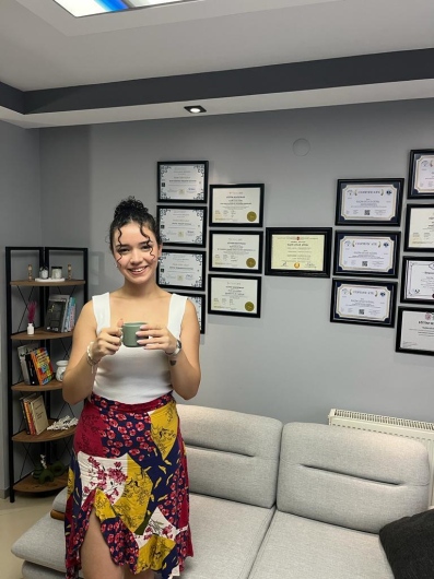 Elçim Gülce Güzel logo