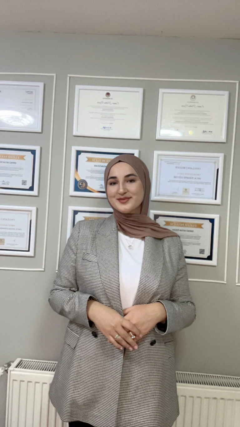 Emine Hatun Uçungan logo